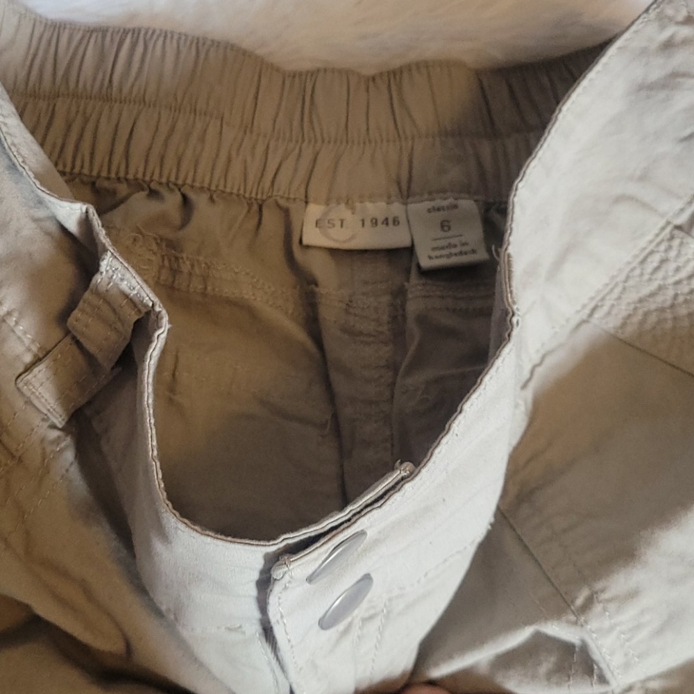 Capris - Picture 5 of 6